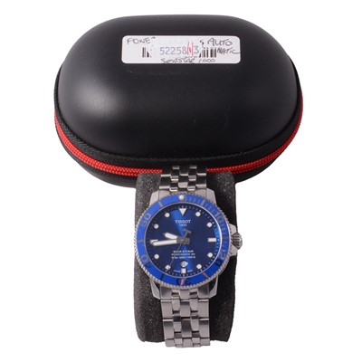Lot 402 - Tissot - a gentleman's Seastar 1000 Powermatic 80 stainless steel automatic bracelet wristwatch.