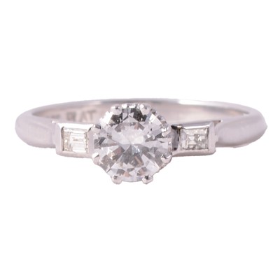 Lot 60 - A diamond solitaire ring.
