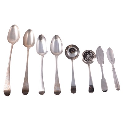 Lot 290 - Small quantity of Georgian and other silver cutlery