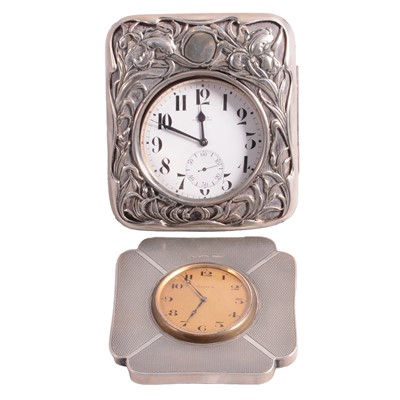 Lot 188 - Silver cased desk clock and a silver mounted pocket watch case with pocket watch
