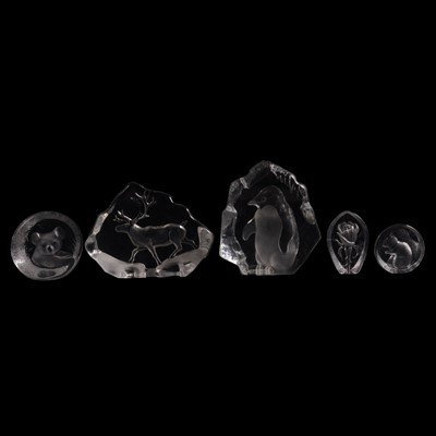 Lot 49 - Fourteen Swedish glass animal sculptures/paperweights by Mats Jonasson