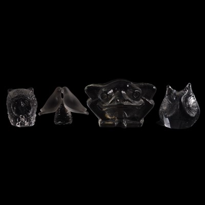 Lot 65 - Collection of Crystal glass animal paperweights/ ornaments