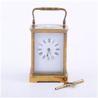 Lot 101 - French brass cased carriage clock, white...