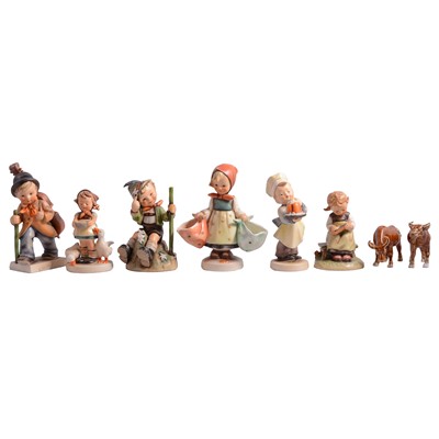 Lot 27 - A collection of Hummel and other animal figurines