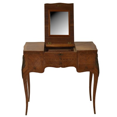 Lot 90 - French walnut dressing table