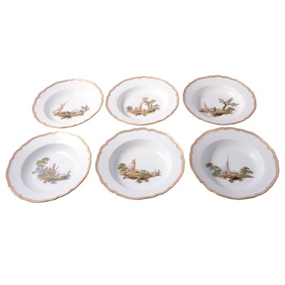 Lot 9 - Set of six Meissen porcelain soup plates