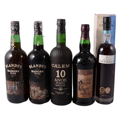 Lot 92 - Five assorted bottles of Port and Madeira wine