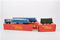 Lot 1019 - Tri-ang Railways 00 gauge; R555 Diesel Pullman...