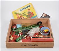 Lot 1054 - Box of vintage Meccano, including plates,...