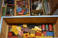 Lot 1055 - Extensive collection of vintage Meccano, many...