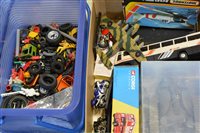Lot 1121 - Diecast models and vehicles; a selection of...