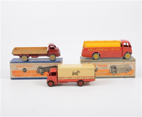 Lot 1184 - Dinky Toys; 591 ''Shell'' tanker boxed,...