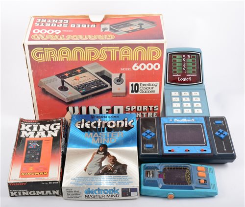 Lot 1375 - Electronic games and handheld games; including...
