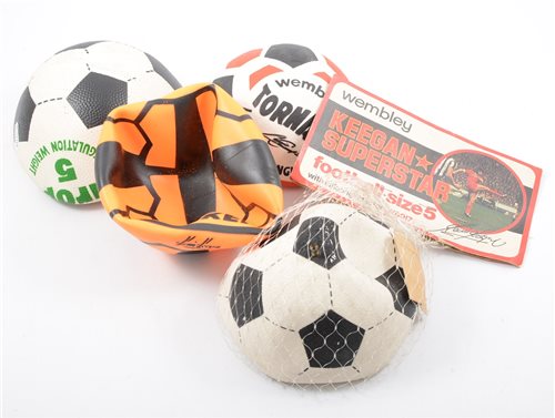 Lot 1378 - Mettoy Wembley toy footballs ''Playballs'';...