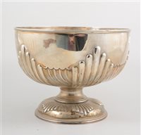 Lot 527 - A silver pedestal punch bowl, vertcal half...