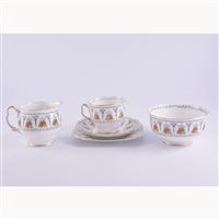 Lot 138 - Royal Albert vintage tea set. CONDITION: 12...