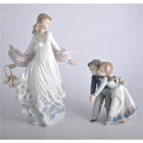 Lot 101 - Two Lladro figures, a girl with flowing gown...