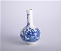 Lot 44 - Small Chinese blue and white bottle vase,...