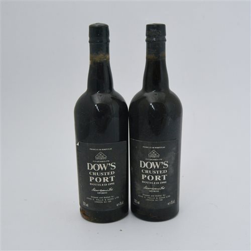 Lot 130 - Dow's Crusted Port, 1991 (2 bottles)