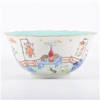 Lot 151 - Chinese polychrome bowl, bearing six-character...