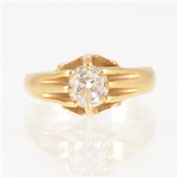 Lot 21 - A diamond solitaire ring, the old brilliant...