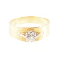 Lot 248 - A diamond solitaire ring, the old brilliant...