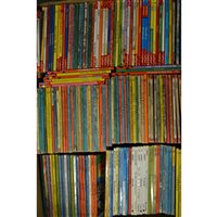 Lot 195 - Large quantity of vintage Ladybird books, matt...