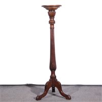 Lot 485A - Mahogany jardinière stand, ...