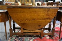 Lot 478 - Oak drop leaf table, oval top, turned gate...