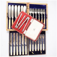 Lot 154 - Collection of cased cutlery.