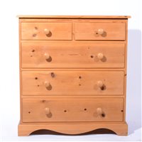 Lot 346 - Modern pine chest of drawers