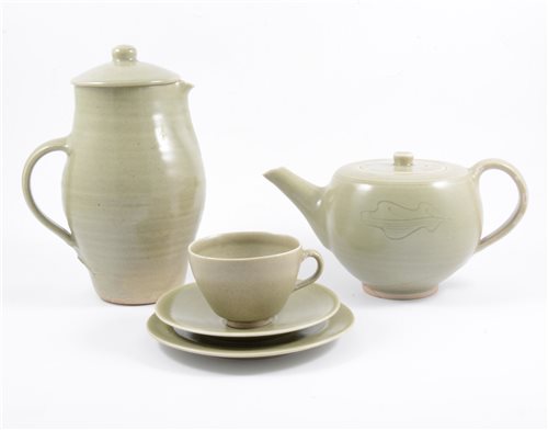 Lot 119 - St Ives studio pottery teaset, Oak leaf design
