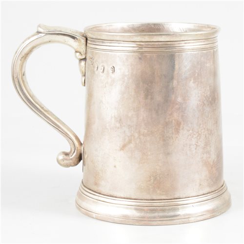 Lot 86 - Queen Anne Britannia Standard mug, Thomas Parr, London, 1704.