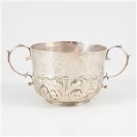 Lot 96 - Two handle silver porringer, maker's mark WR over goose, late 17th or early 18th century.
