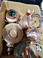 Lot 186 - A collection of vintage copper wares