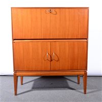 Lot 345 - Gordon Russell Workshops drinks cabinet