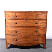 Lot 325 - Mahogany chest of drawers, bow front, cockbeading to drawers, crossbanded, bracket feet, 106cm wide x 102cm high