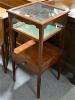 Lot 407 - Edwardian mahogany bijouterie cabinet