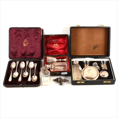 Lot 415 - Victorian silver three-piece travelling communion set