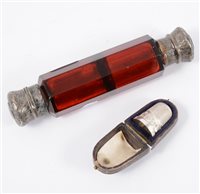 Lot 231 - A Charles Horner silver thimble, Chester 1895 (cased) and a ruby glass double ended perfume bottle.