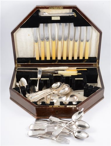 Lot 168 - Quantity of silver plated cutlery, some cased.