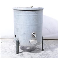 Lot 498 - Beko galvanised boiler and another galvanised water butt (2)