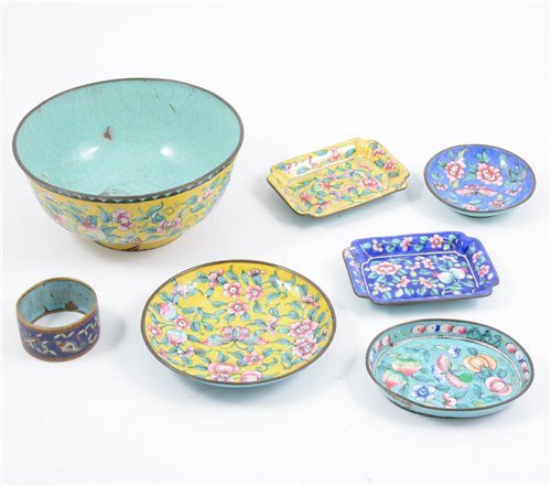 Lot 218 - Small collection of cloisonné bowls and dishes