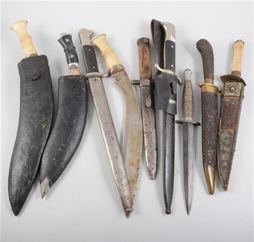 Lot 199 - Fairburn Sykes style fighting knife, 30cm, bayonets, kukri knives.