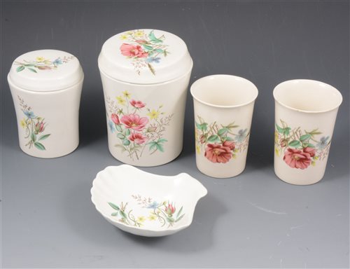 Lot 78 - Porcelain bathroom set by Heatherly, Chessington, together with other plates and ceramics.