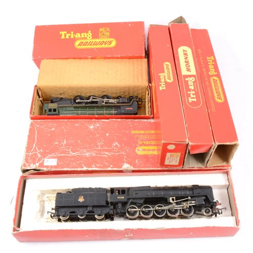 Lot 27 - Tri-ang and Hornby OO gauge railway locomotives