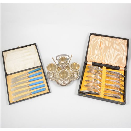 Lot 119 - Assorted cased cutlery sets, a canteen, and plated ware.