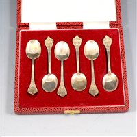 Lot 190 - A cased set of six silver reproduction "Trifid" or lace-back spoons by Francis Howard Ltd, Sheffield 1978.