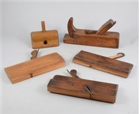 Lot 122 - 25 various moulding planes, and two others.