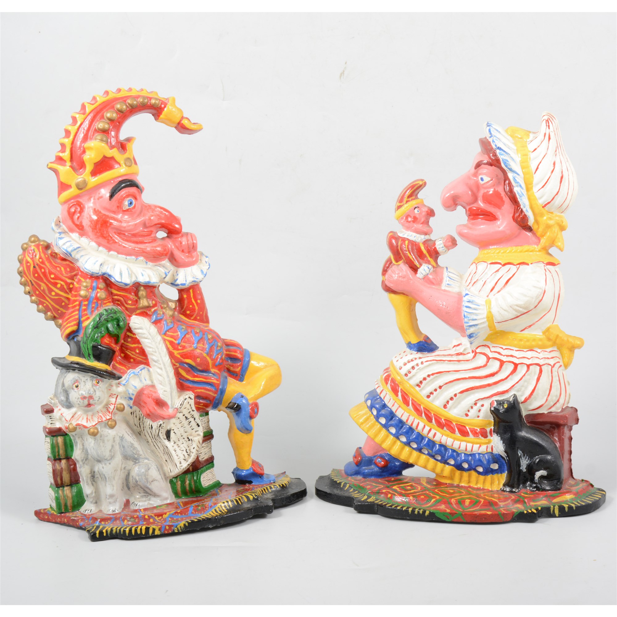 Lot 150 A Pair Of Cast Iron Painted Door Stops Of   21918 0 